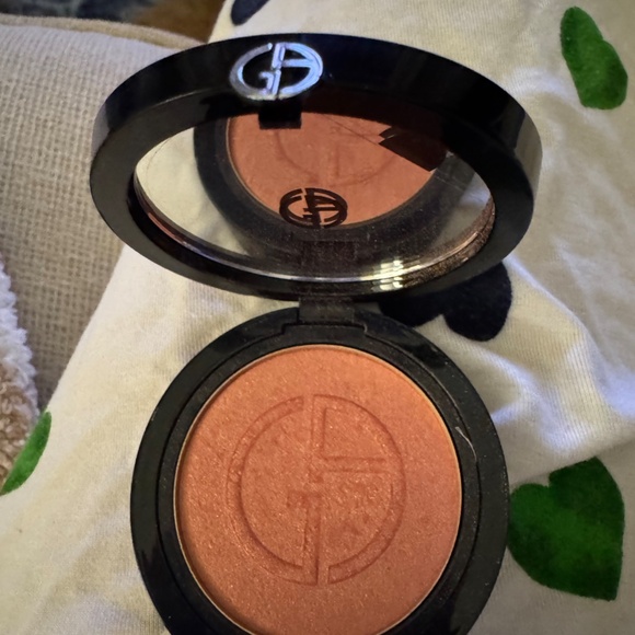 ARMANI BEAUTY /50 EUPHORIC/ LUMINOUS SILK GLOW BLUSH - Picture 3 of 6